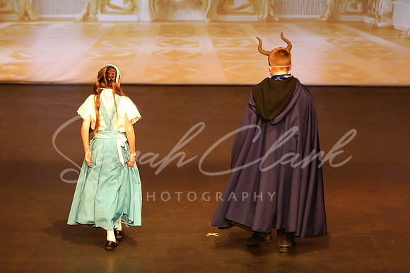 LBBeautyBeast24-122