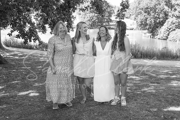 CarolineWFamily25-21-2
