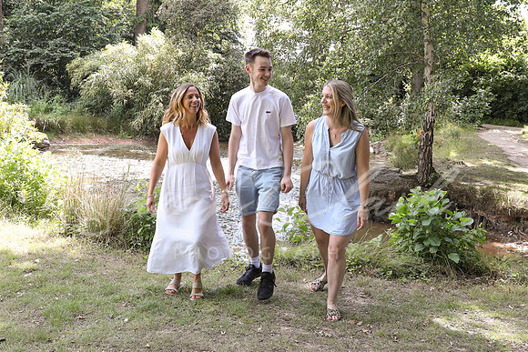 CarolineWFamily25-110