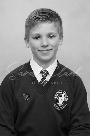 PlaxtolYear6PortraitsAutumn24-19