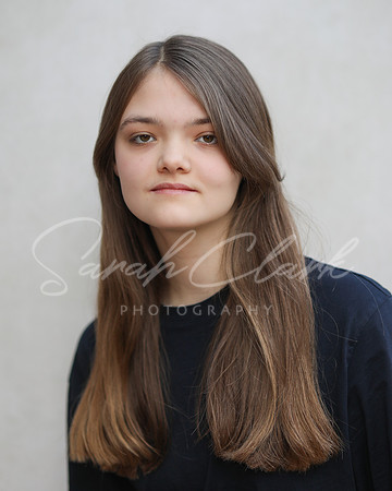 AnnaHeadshots24-7