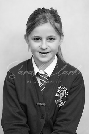 PlaxtolYear5PortraitsAutumn24-51