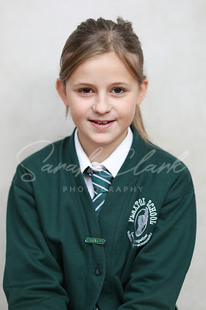 PlaxtolYear5PortraitsAutumn24-52