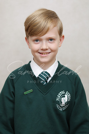 PlaxtolYear6PortraitsAutumn24-10