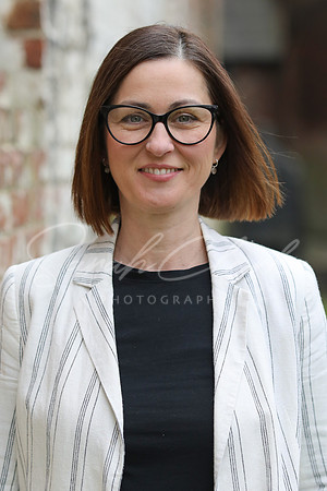 SmarandaJimHeadshots25-35