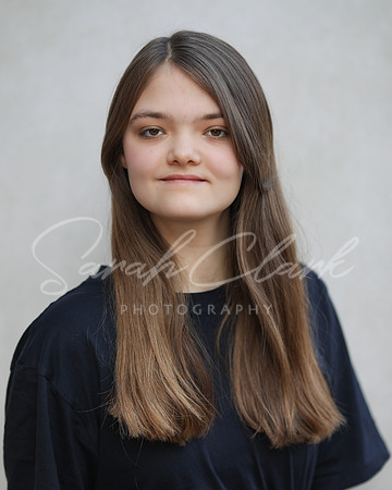 AnnaHeadshots24-12